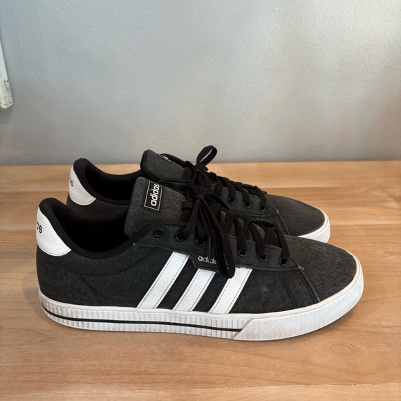 Adidas Men's 12 Daily 3.0 Skate Shoe Sneakers Core Black White Cloud Casual - Picture 8 of 8